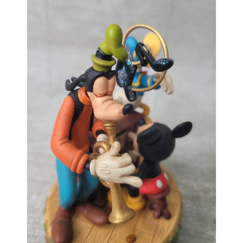 Disney Hallmark 2006 Mickey Goofy Donald Jazz Band Musical Figurine QXD8316